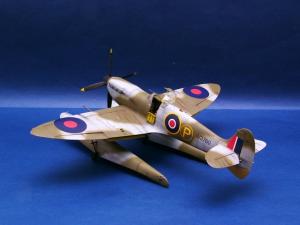 Trumpeter 1:24 Supermarine Spitfire Mk. Vb Float