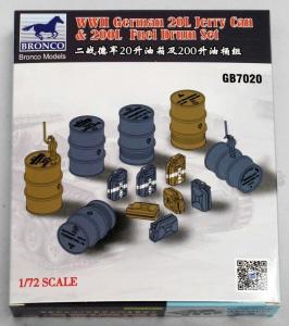1:72 WWII German 20L Jerry Can & 200L Fuel Drum Set