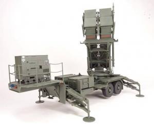 1:35 HEMTT M983 TRACTOR & M901 LAUNCHING STATION
