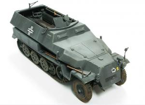 1:48 SD.KFZ 251 Ausf. C Half-Track