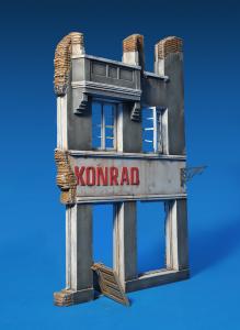1:35 RUINED BUILDING