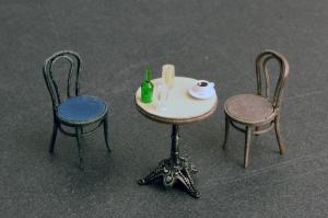 1:35 CAFE FURNITURE & CROCKERY