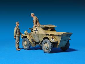 1:35 Leichter PzKpfWg Mk. I 202 (e)with Crew
