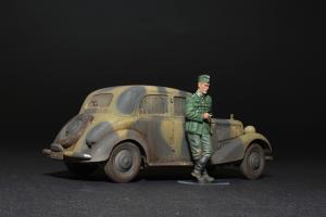 1:35 Personenwagen Typ 170V Saloon