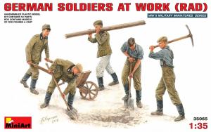 1:35 GERMAN SOLDIERS AT WORK (RAD)