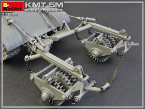 1:35 KMT-5M Mine-Roller