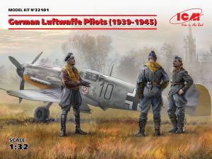 1:32 German Luftwafe Pilots(1939-1945)(3 Figu