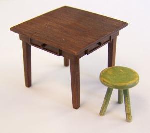 1:35 Table and seat
