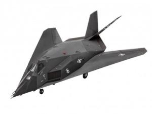 1:72 F-117A Nighthawk Stealth Fighter