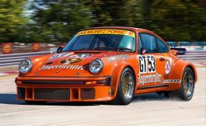 Revell 1:24 Porsche 934 RSR Jägermeister