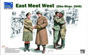 1:35 East meet West (Elbe River 1945)
