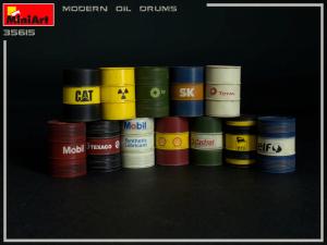 1:35 Modern Oil Drums (200l)