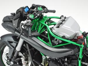 1/12 KAWASAKI NINJA H2 CARBON