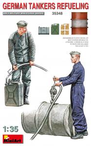 1:35 German Tankers Refueling