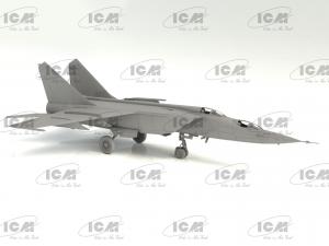 1:72 MiG-25PU, Soviet Training Aircraft