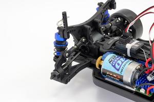 FTX Banzai 1/10 4WD Drift RC-auto + akku ja laturi 10225