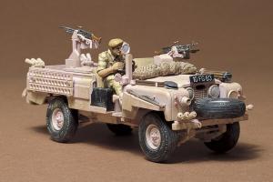 Tamiya 1/35 British SAS Pink Panther Land Rover pienoismalli