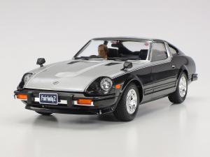 1/24 Nissan Fairlady 280Z with T-Bar Roof