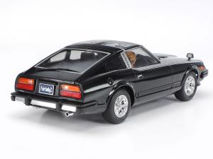 1/24 Nissan Fairlady 280Z with T-Bar Roof