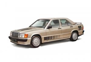 Italeri 1:24 Mercedes Benz 190E