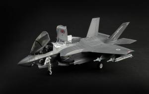 Italeri 1:48 F-35B Lightning II