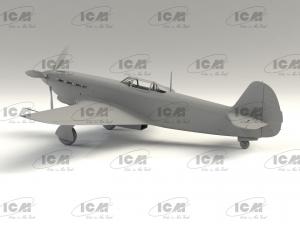 1/32 Yak-9T, WWII Soviet fighter