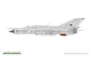 Eduard 1/48 MiG-21PFM, Weekend edition