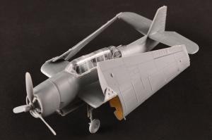 Hobbyboss 1/72 TBM-3 Avenger