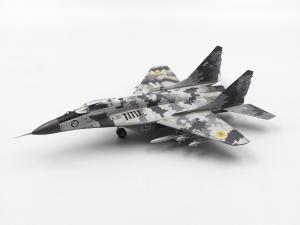 ICM 1/72 Ukrainian Radar Hunter MiG-29 '9-13 with HARM missiles