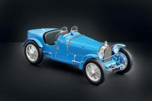 Italeri 1:12 Bugatti 35B Roadster