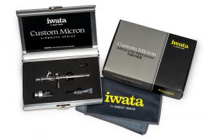 Iwata Custom Micron CM-B2 airbrush
