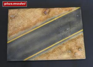 Plusmodel 1/35 Display base – Road in the desert