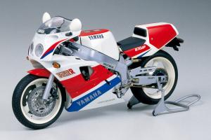 Tamiya 1/12 Yamaha FZR750R (OW01)