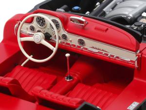 Tamiya 1/24 ''Full-View'' Mercedes-Benz 300 SL