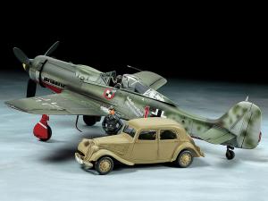 Tamiya 1/48 Focke-Wulf Fw190 D-9 JV44 & Citroen