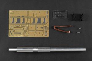 Trumpeter 1/16 German Sd.Kfz. 165 Hummel (Late Production)