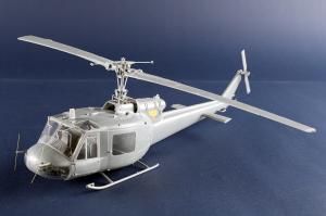 Trumpeter 1/35 UH-1B Huey