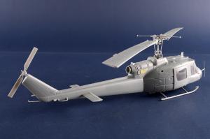 Trumpeter 1/35 UH-1B Huey