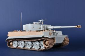 Trumpeter 1/16 Tiger I Ausf.E (Late Production)