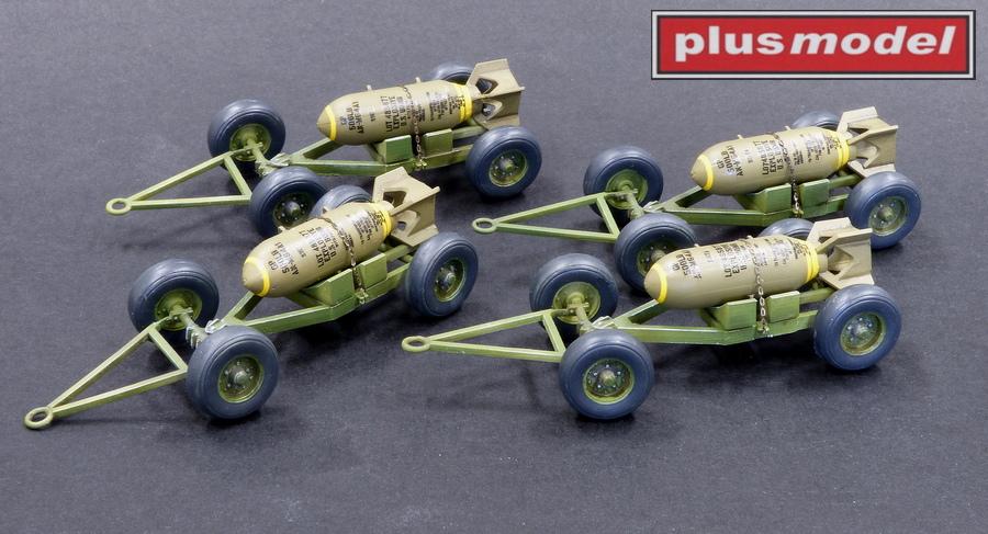 1/48 Bomb trailer Mk 2 (4 trailers)