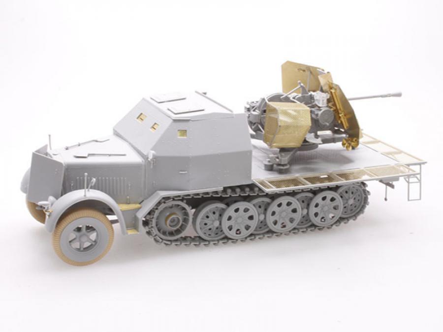1/35 3.7cm FlaK 43 auf Sd.Kfz.7/2