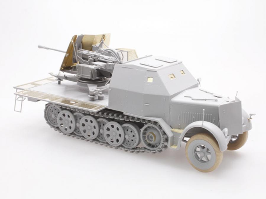 1/35 3.7cm FlaK 43 auf Sd.Kfz.7/2