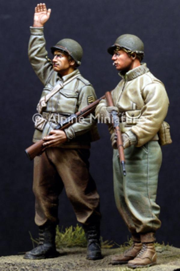 1:35 WW2 US Infantry Set (2 Figures)