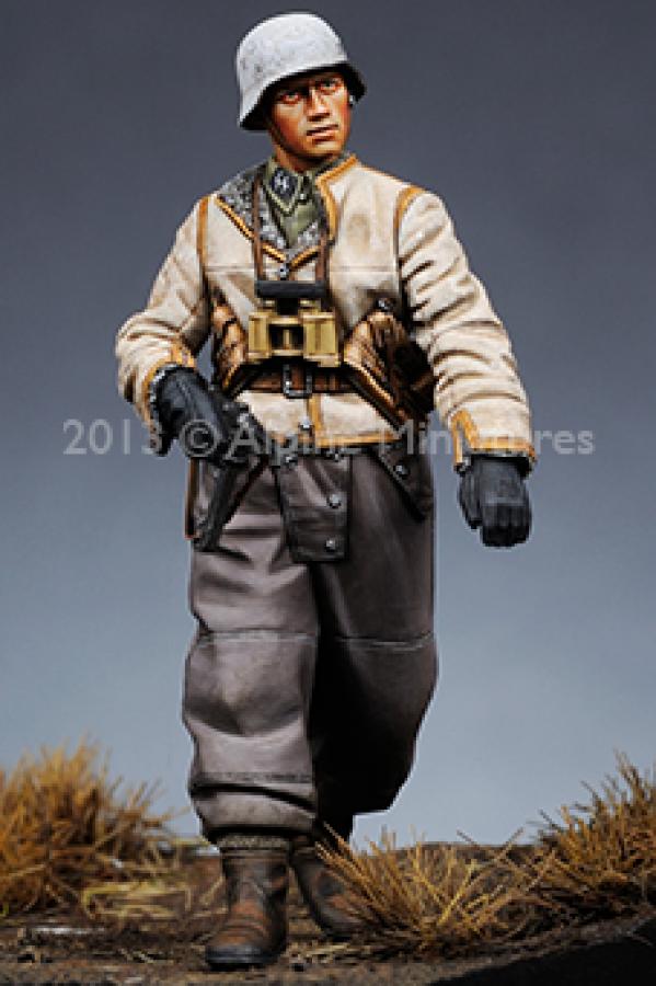 1:35 WSS Grenadier NCO