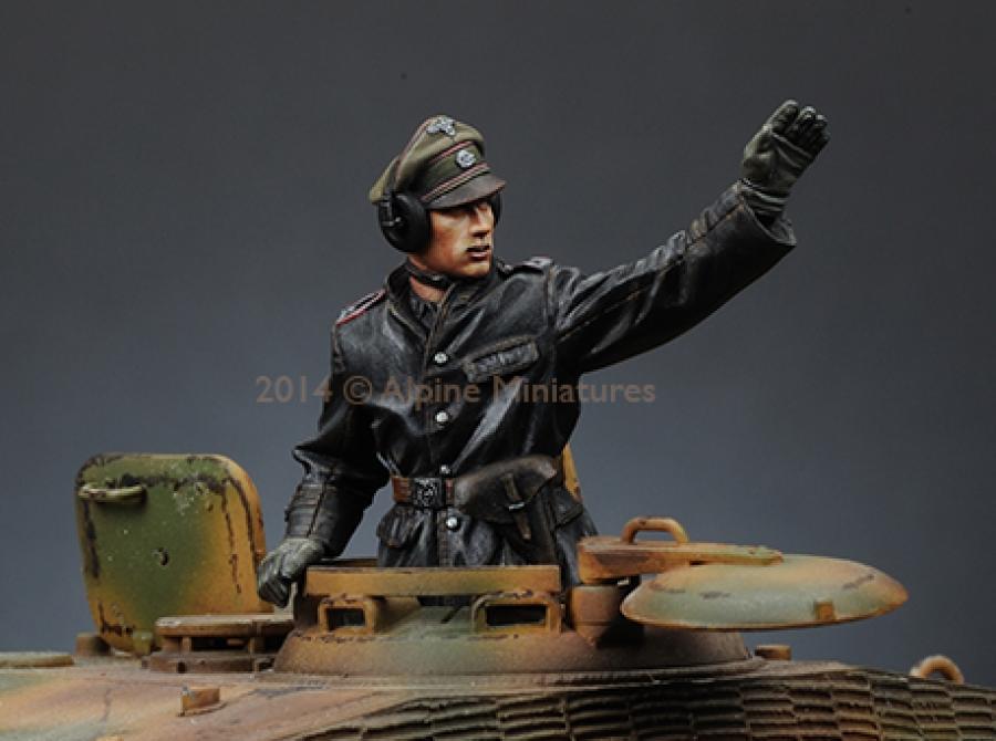 1:35 SS Panzer Commander #1