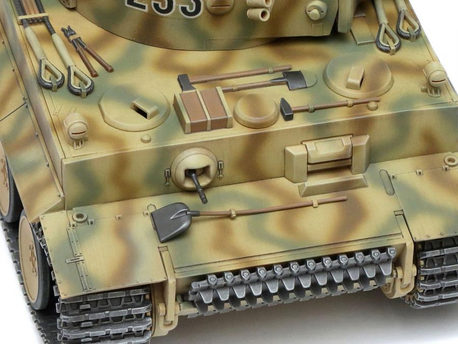 1/48 German Heavy Tank Tiger I Early Production 