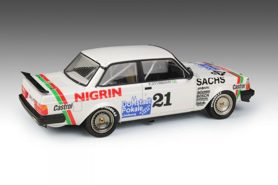 1/24 Volvo 240 turbo [DTM] 85 champion