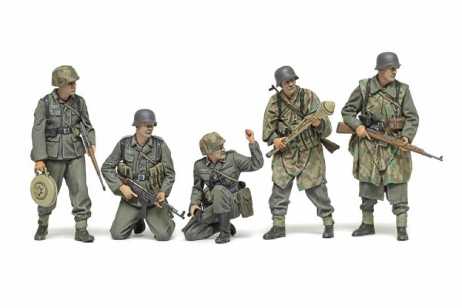 Tamiya 1/35 German Infantry Set (Late WWII) figuuri