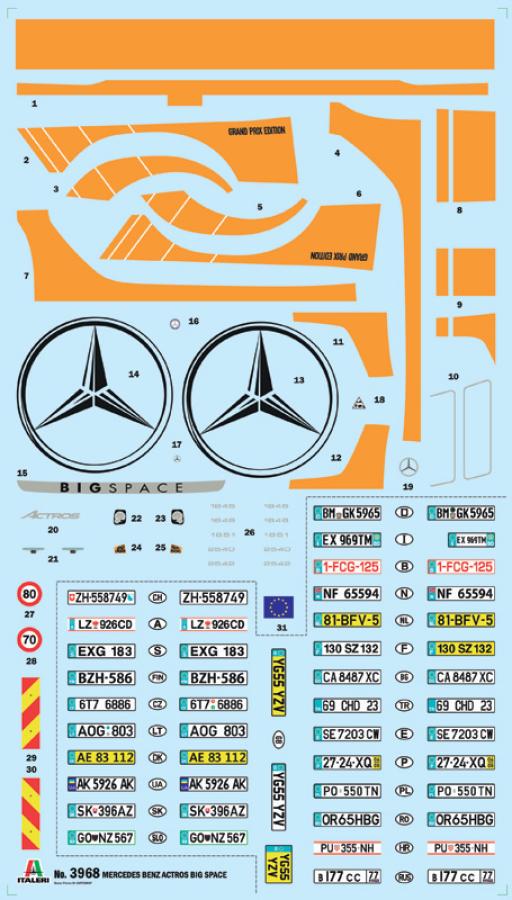 Italeri 1:24 MB Actros MP4 Big Space - GP Edition