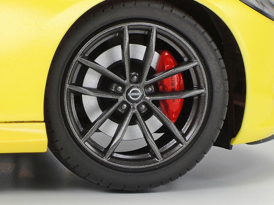 Tamiya 1/24 Nissan Z pienoismalli